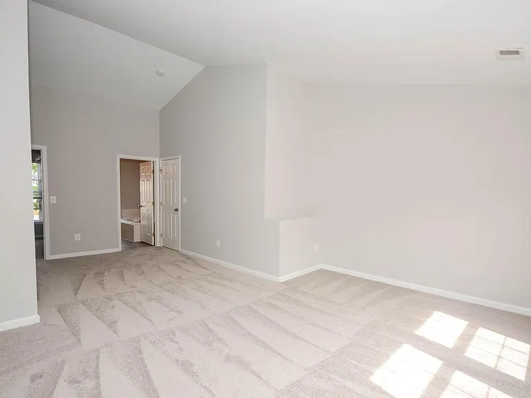 21113 Footstep Ter — Photo 12