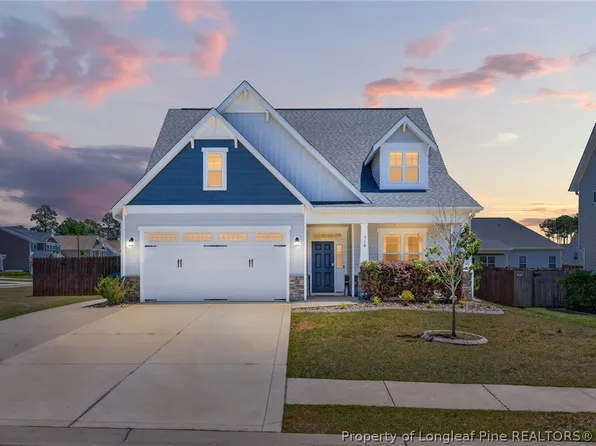 716 Stonebriar Ave, Raeford, NC 28376