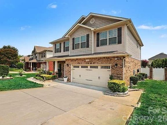 3rd image of 14706 Vaughan Dr