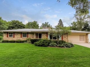664 Northrup Ave NW, Grand Rapids, MI 49504
