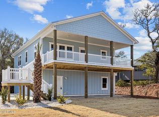113 Azure Dr, Emerald Isle, NC 28594