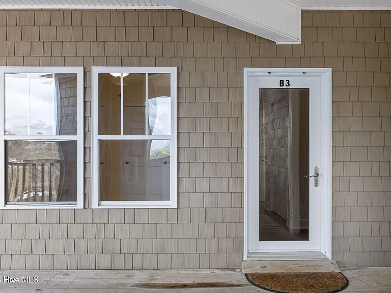 200 Lighthouse Ln #B3 — Photo 3