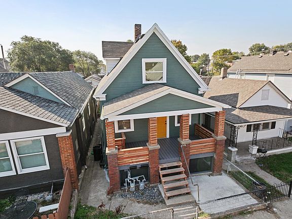 2nd image of 529 Tauromee Ave