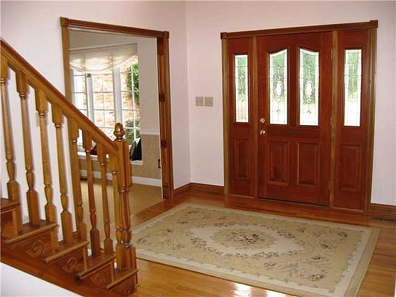 5th image of 6187 Catalpa Dr