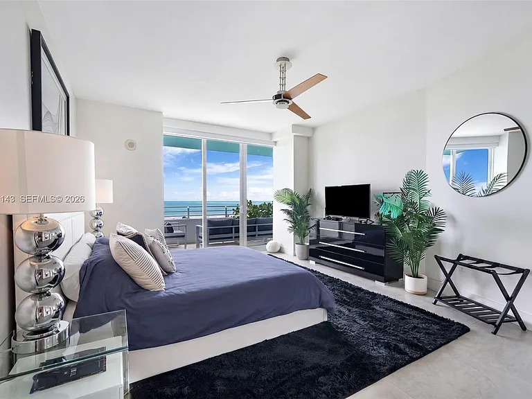 226 Ocean Dr #8F — Photo 35