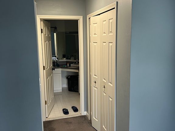 3rd image of 3202 Cameron Cir