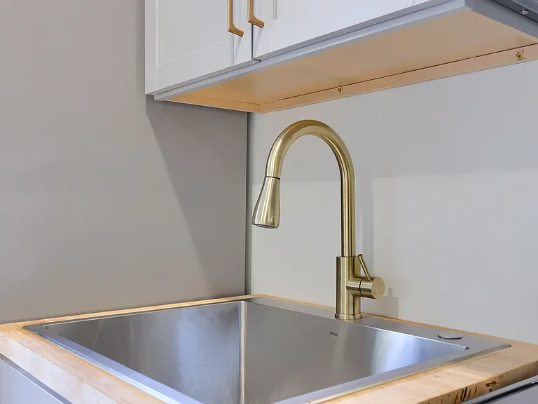 536 W James St #3 — Photo 4