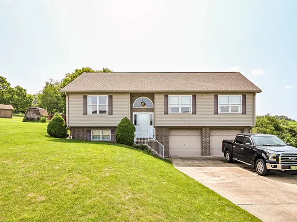 110 Camilla Cir E, Mount Pleasant, PA 15666