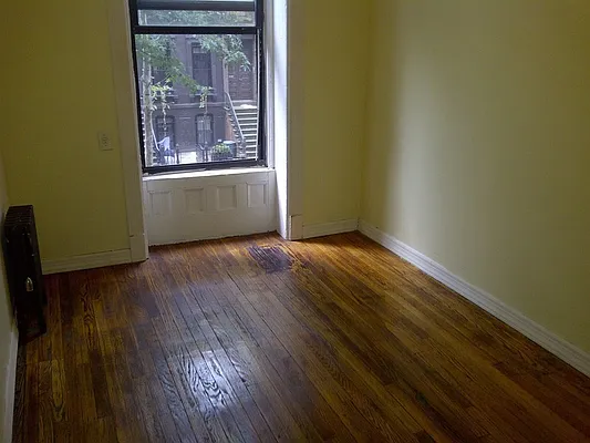 Rented by L.Nelson & Associates | media 26