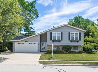 2065 Audubon Dr, Glendale Heights, IL