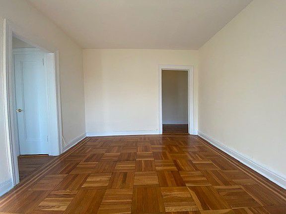 3rd image of 5 Seaman Ave APT 5G