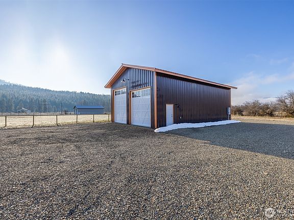 4th image of 130 Sunny Meadow Drive