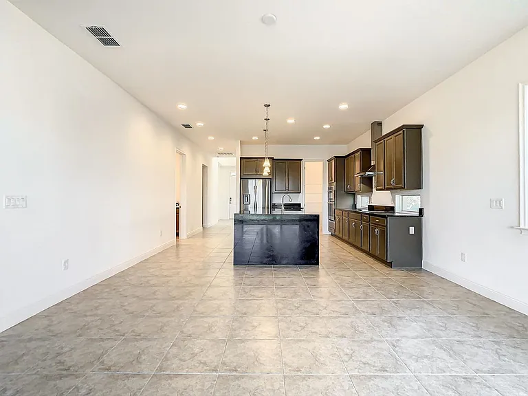 13899 Larkton Ln — Photo 8