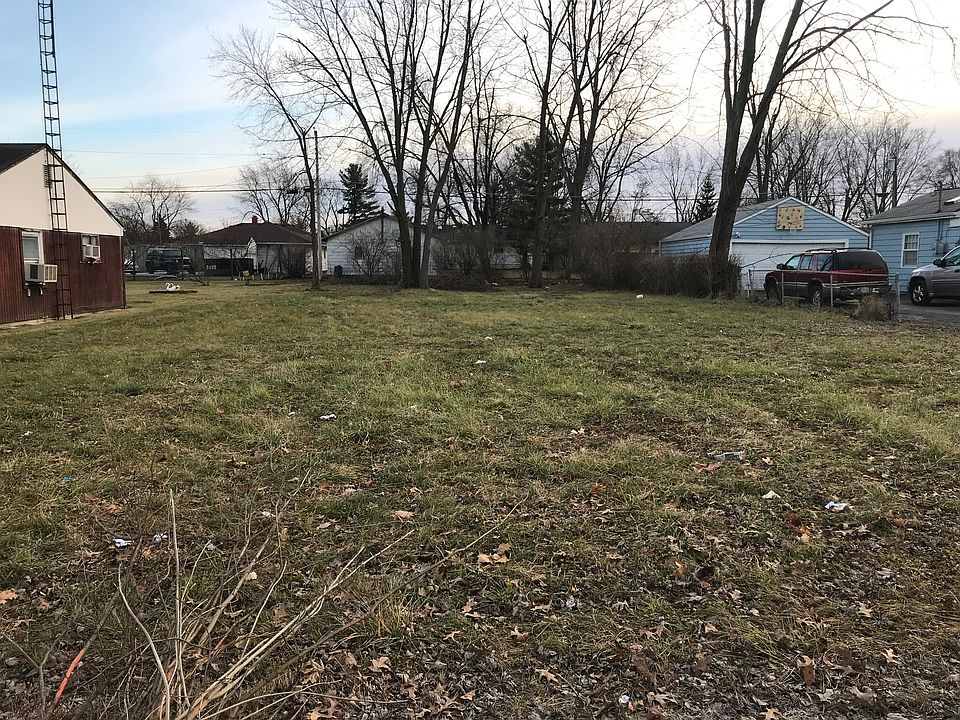 2nd image of 3314 McKinnie Ave