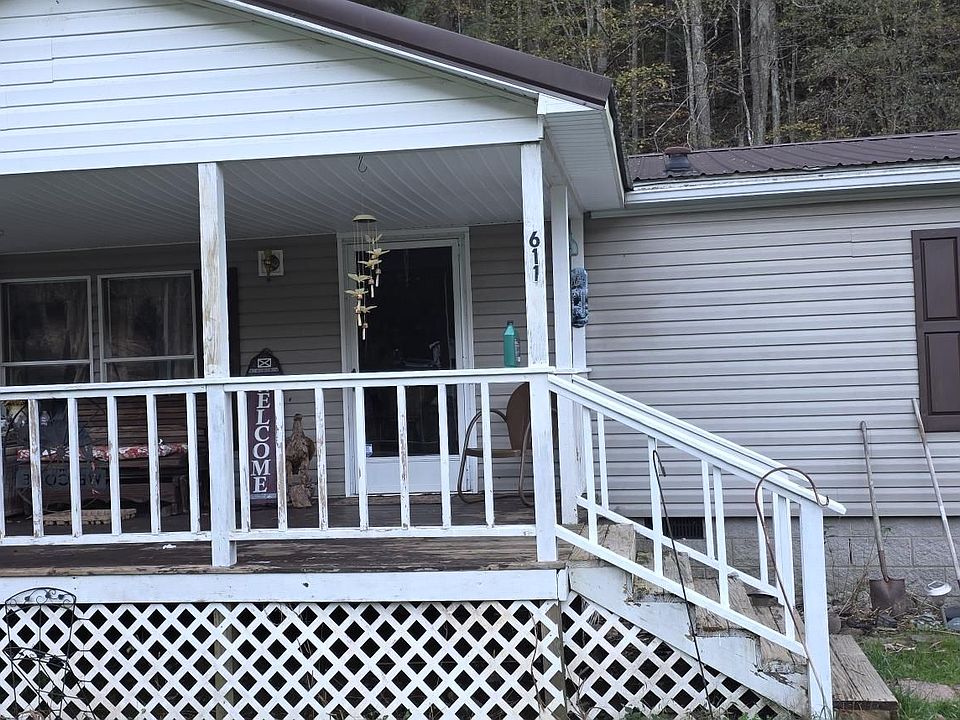 1st image of 611 Stacy Rd
