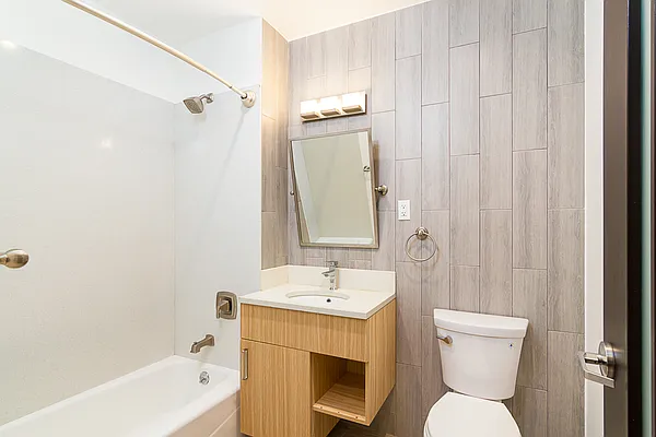 Rented by Oxford Property Group | media 4