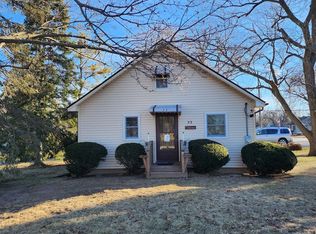 55 East St, Crystal Lake, IL 60014