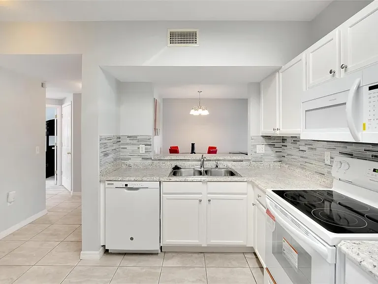 6421 Cypressdale Dr #101 — Photo 6