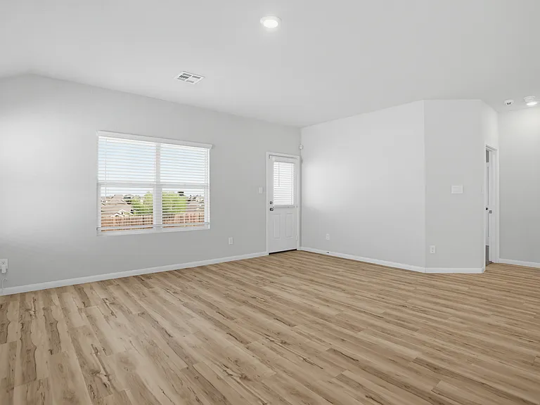 13138 Rosemary Cv — Photo 10