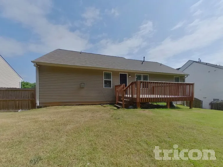 611 Hemlock Ct — Photo 19