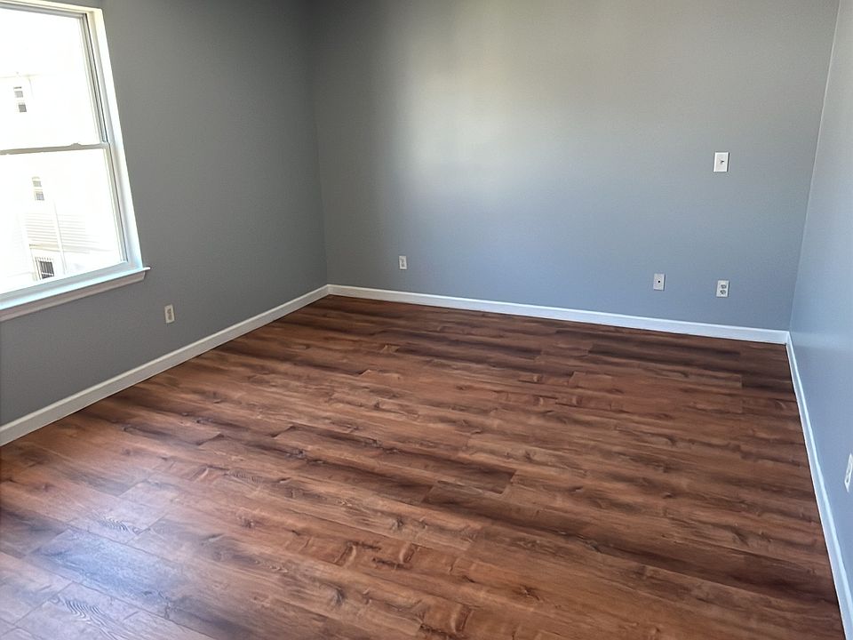 1st image of 488 S 19th St Floor 2