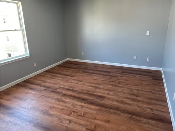 488 S 19th St Floor 2, Newark, NJ 07103
