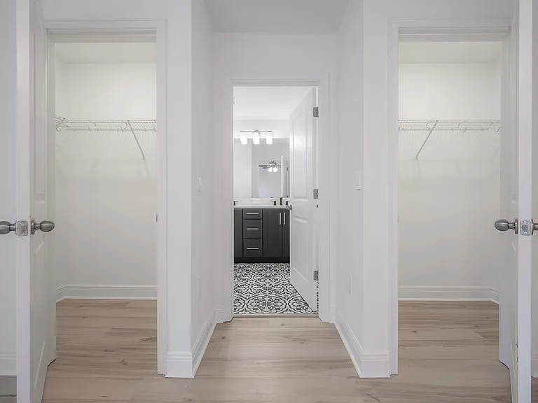2703 W Fig St #1 — Photo 23