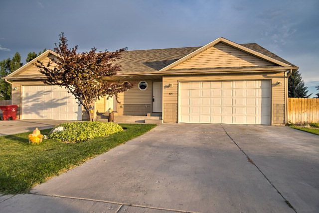 1st image of 3874 E Deloy Dr