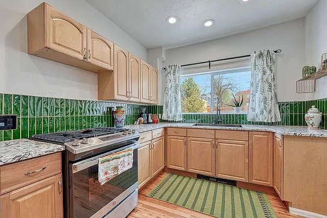 2904 W Colorado Ave — Photo 5