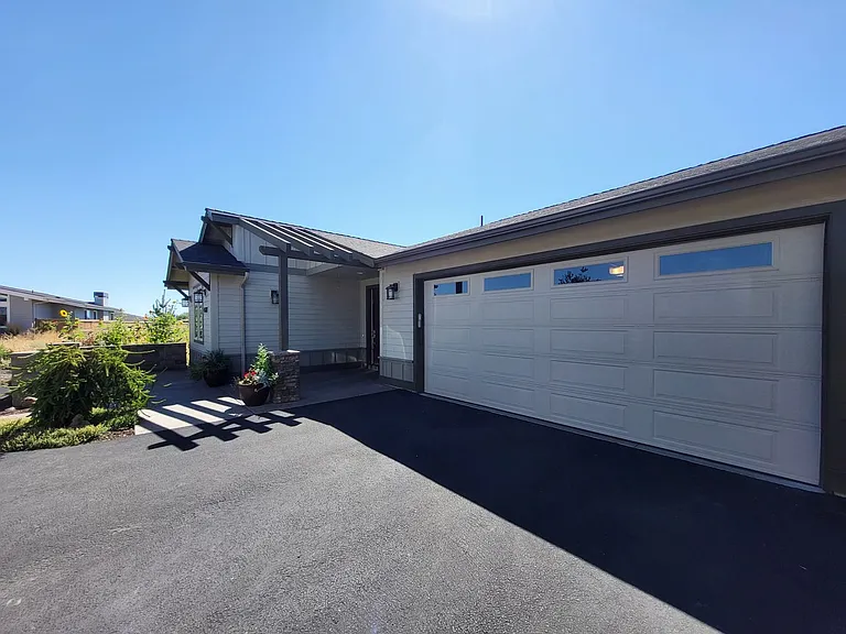 4581 SW Zenith Point Court — Photo 3