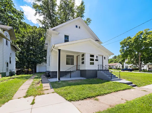 2120 Andrews St, Rockford, IL 61101