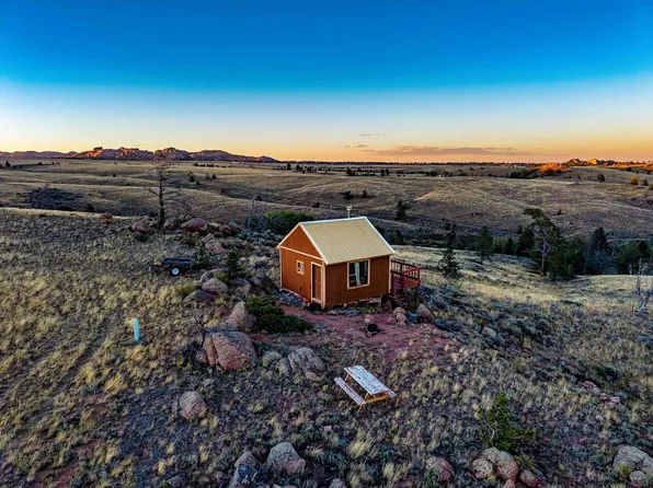 95 Klondike Rd, Buford, WY 82052