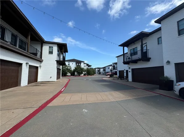 203 Brentwood Dr E #36, College Station, TX 77840