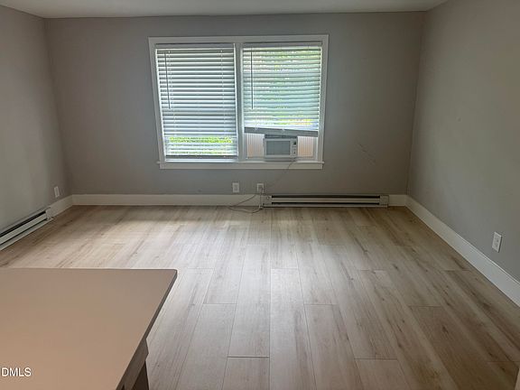 5th image of 625 Kirby St