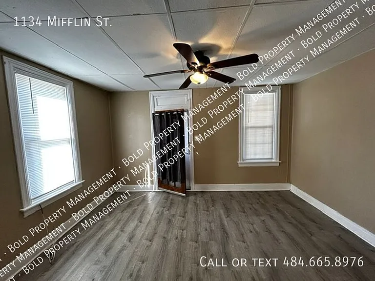 1134 Mifflin St — Photo 2