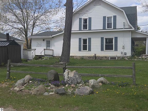 2nd image of 9368 School St