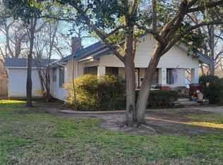 914 Plum St, Graham, TX 76450