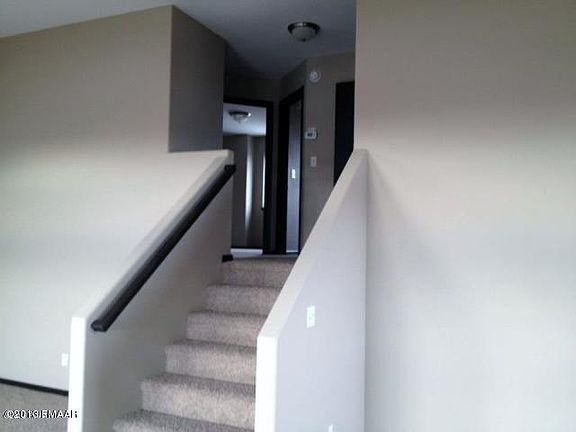 5th image of 5881 55th Ave S