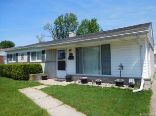 4701 Berwyn Dr, Warren, MI