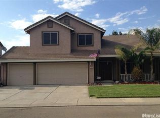 1945 Box Car Dr, Manteca, CA 95337