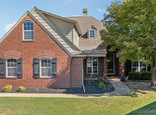 2911 N 17th St, Broken Arrow, OK 74012