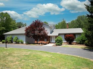 29399 Bryce Rd, Pepper Pike, OH 44124