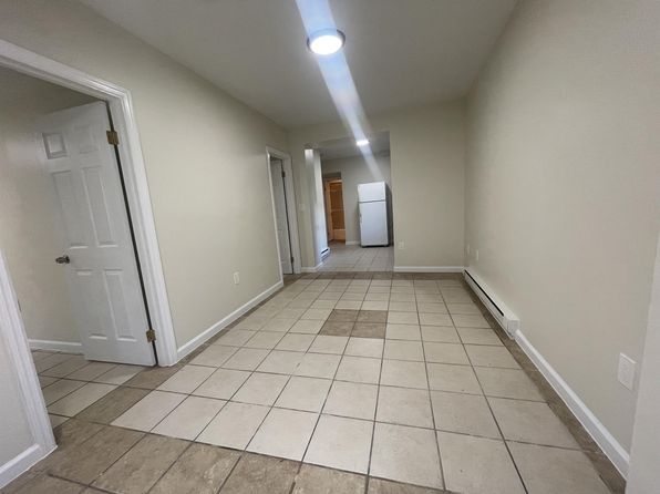 502 E Main St #1