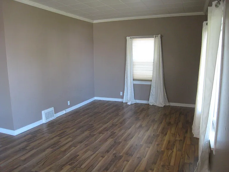 437 W Sinto Ave — Photo 5