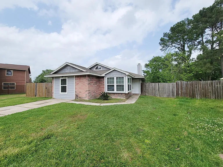 15814 Murrelet Ct — Photo 35