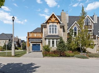 102 Comet Ln, The Blue Mountains, ON L9Y 0B8