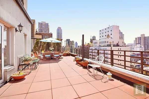 Sold by Halstead Real Estate | media 6