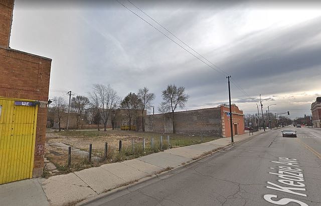 2nd image of 1555 S Kedzie Ave