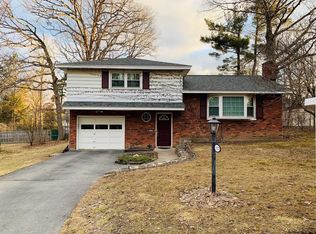 1137 Cresse Ave, Schenectady, NY 12309
