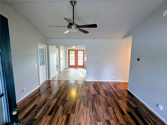 4th image of 2871 Colton Cv